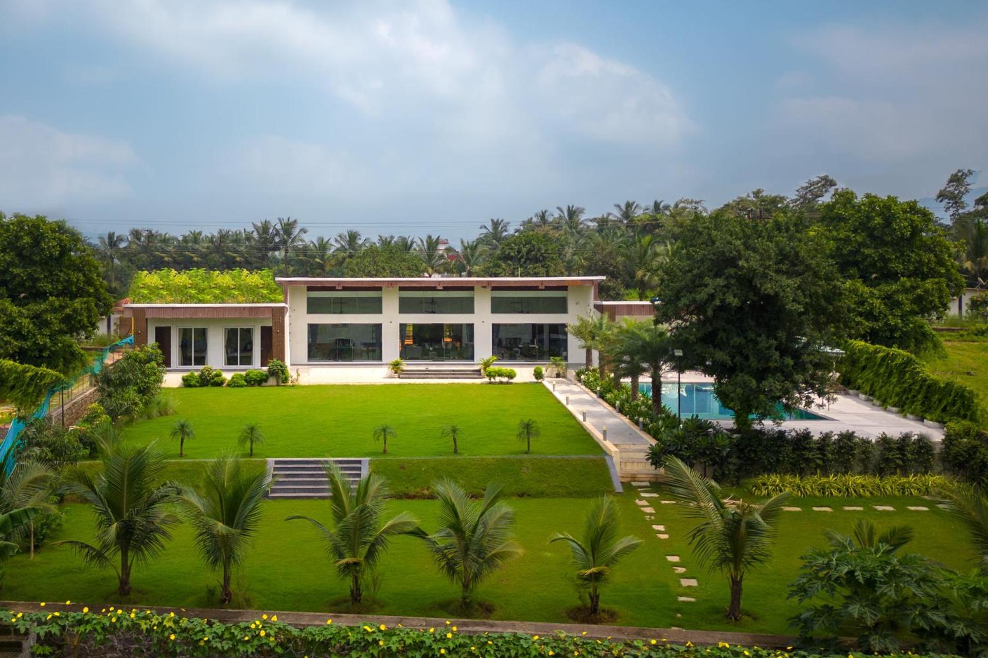Natures Odyssey By Stayvista - Amidst Lush Greenery With Outdoor Pool And Indoor Activities Chinchavli Exterior photo